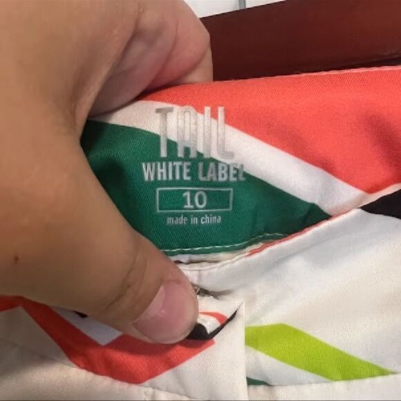 Tail White Label Museum Chevron Print Skort size 10 - Picture 7 of 7